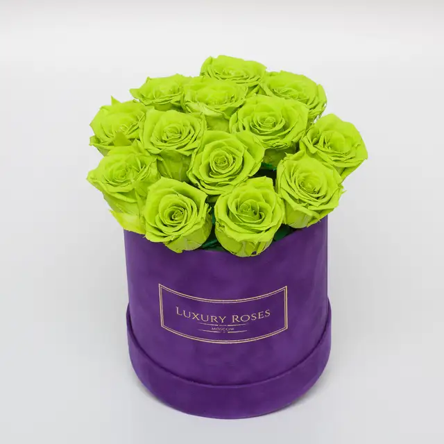Букет 15 зеленых роз в бархатной коробке, Букеты в шляпной коробке - Luxury Roses, СПб - фото 2