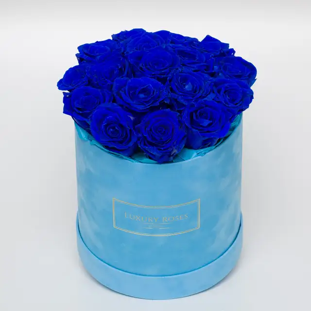 Букет 15 синих роз в бархатной коробке, Букеты в шляпной коробке - Luxury Roses, СПб - фото 2