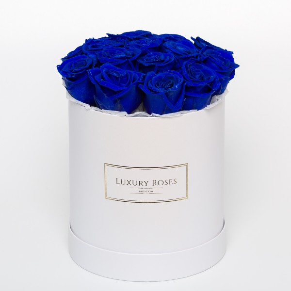 Букет 15 синих роз в шляпной коробке