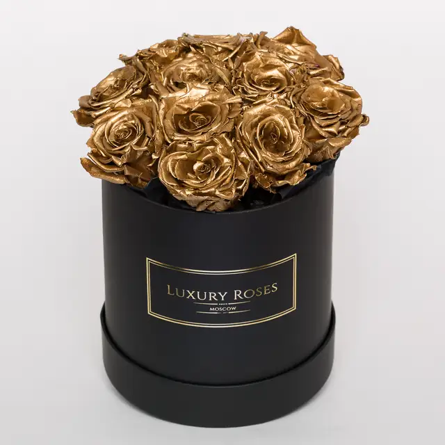 Букет 11 золотых роз в черной коробке, Букеты в шляпной коробке - Luxury Roses, СПб - фото 2