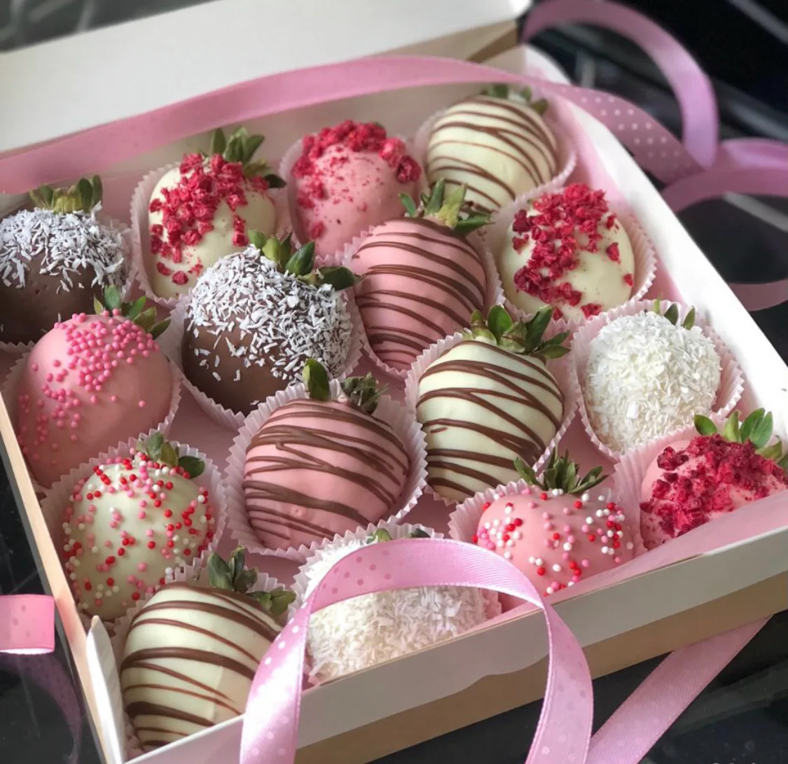 Набор клубника Нежность, Клубника в шоколаде - Luxury Roses, СПб