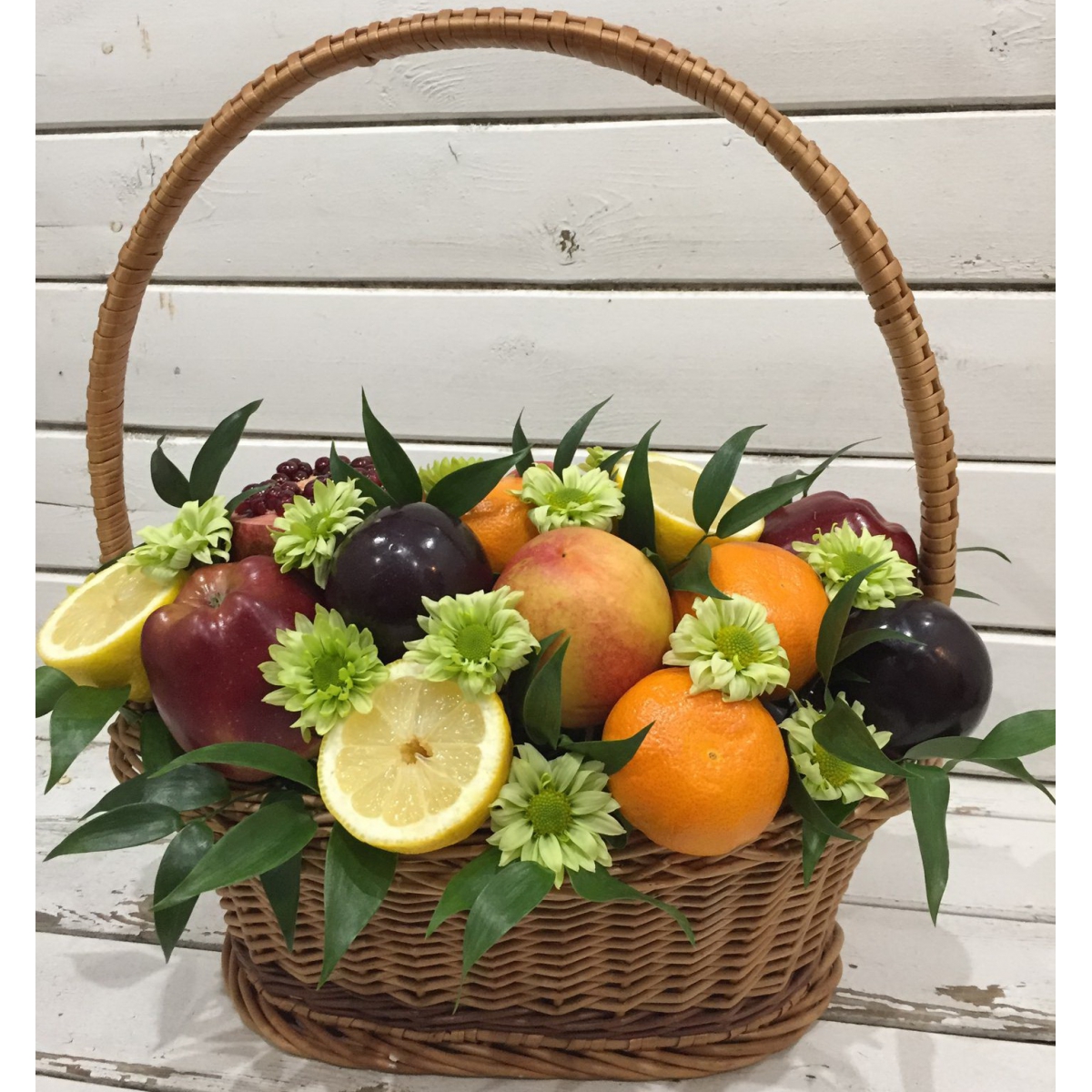 Корзина я фруктами "Гавайи"