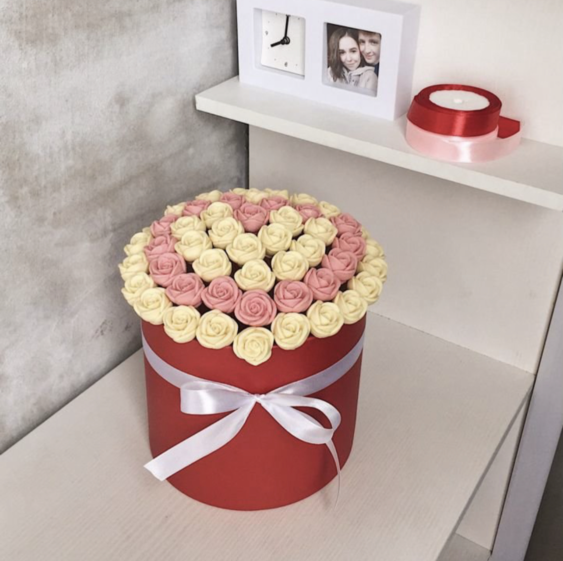 Коробка Red из 51 шоколадной розы