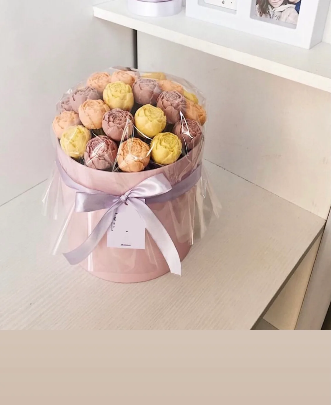 Коробка 25 шоколадных пионов, Шоколадные розы - Luxury Roses, СПб