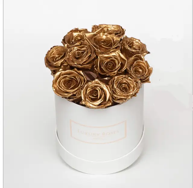 Букет 11 золотых роз, Букеты в шляпной коробке - Luxury Roses, СПб - фото 2