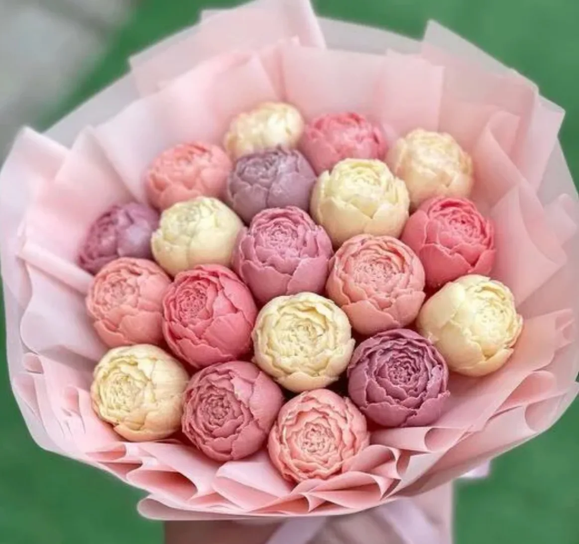 Букет 19 шоколадных пионов, Шоколадные розы - Luxury Roses, СПб