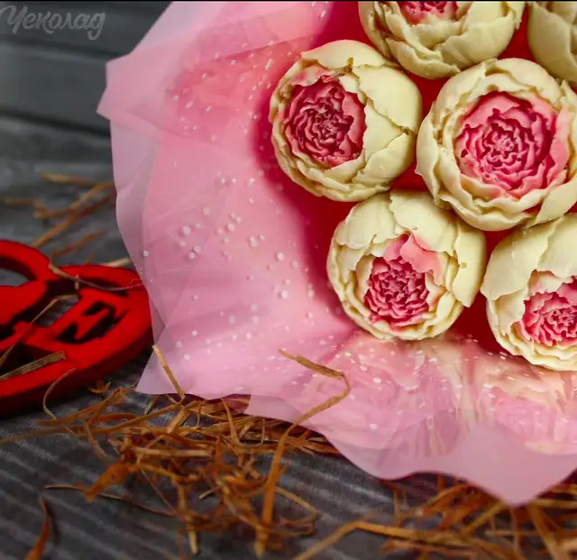 Букет 7 Пионов, Шоколадные розы - Luxury Roses, СПб - фото 2